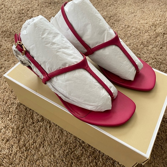 Michael Kors | NWB Mini Heel T-Strap Sandals - Picture 6 of 9